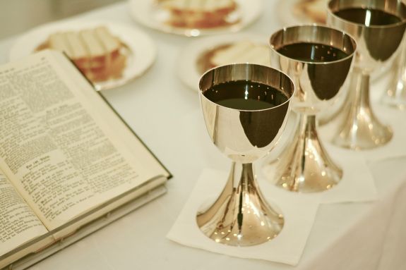 worship-2964803_1280