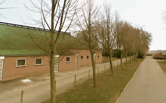 Oprichting van G. van Beek en Zn. aan de Wesselseweg in Kootwijkerbroek, 1977 Oprichting van G. van Beek en Zn. aan de Wesselseweg in Kootwijkerbroek, 1977