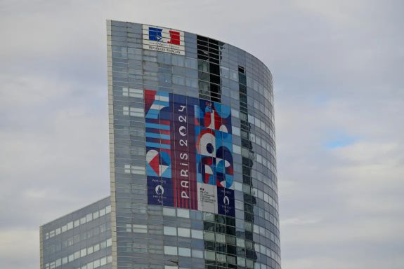 Name badge printer rental in France - Holon