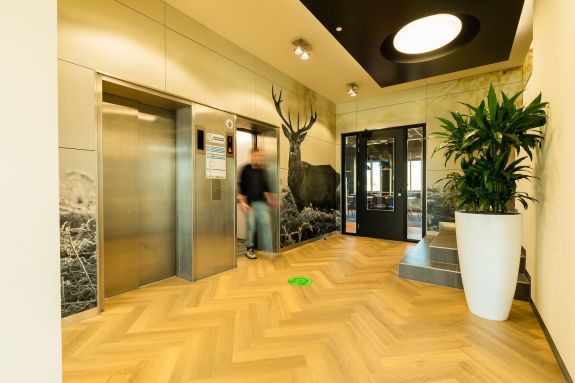 20210224_Businesscenter-Prins_JoniIsraeli-034-49877_result