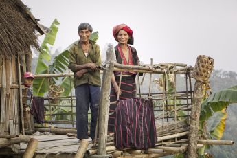 Myanmar Palaungic people door G, Mirjam-min