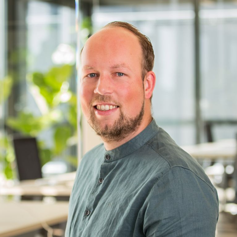 Mark Versteeg portretfoto van middendorp ontwerpers & engineers Mark Versteeg portretfoto van middendorp ontwerpers & engineers