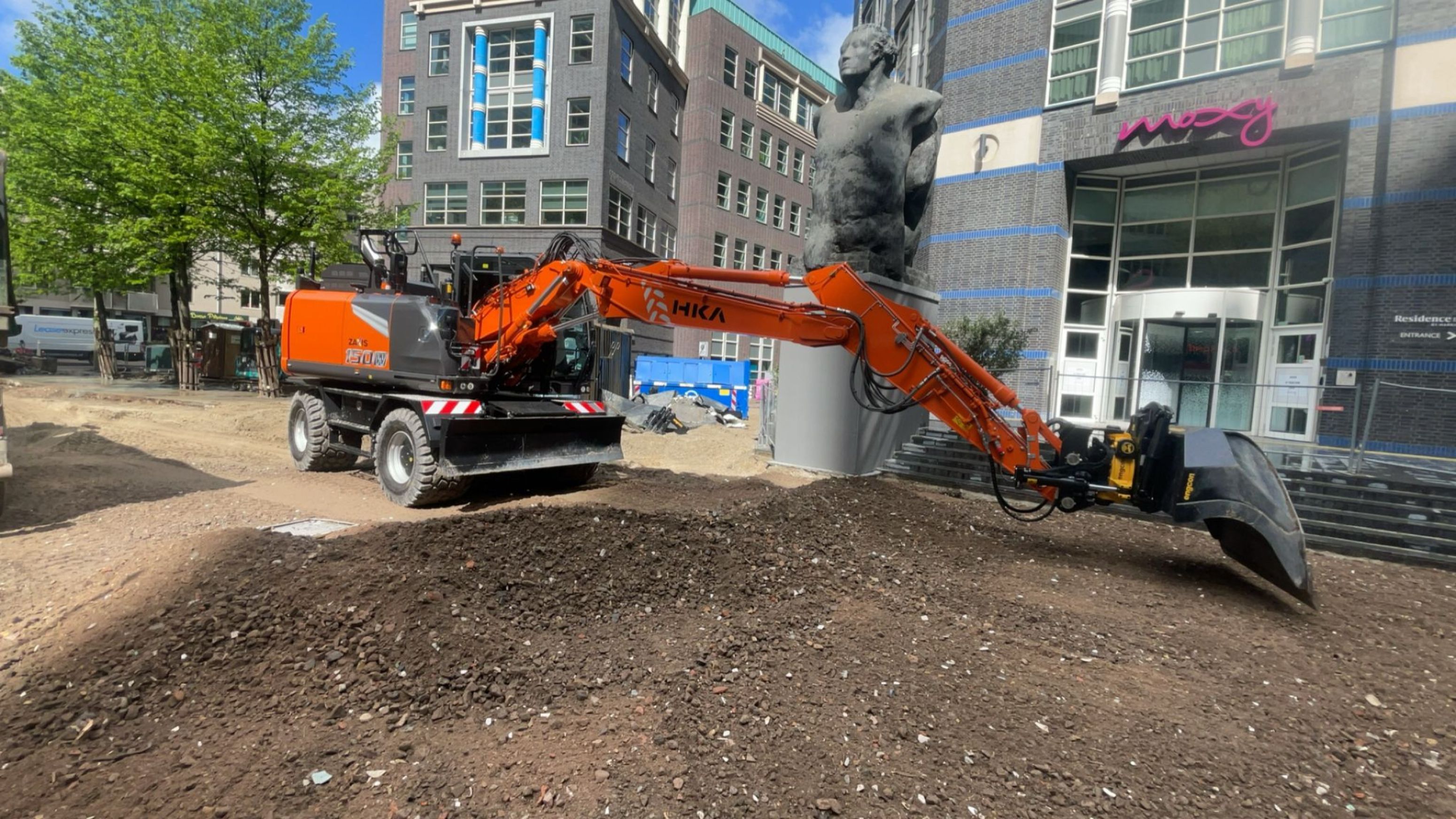 Hitachi ZX150W-7 mobiele kraan