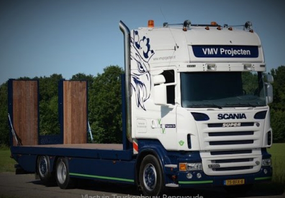 Levering - Oprijvrachtwagen Scania V8
