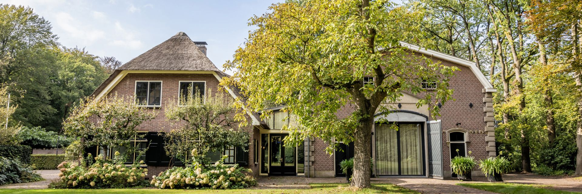Header Klein Vanenburg evenementenlocatie centraal in het land landelijk gelegen op het landgoed van Kasteel De Vanenburg in Putten