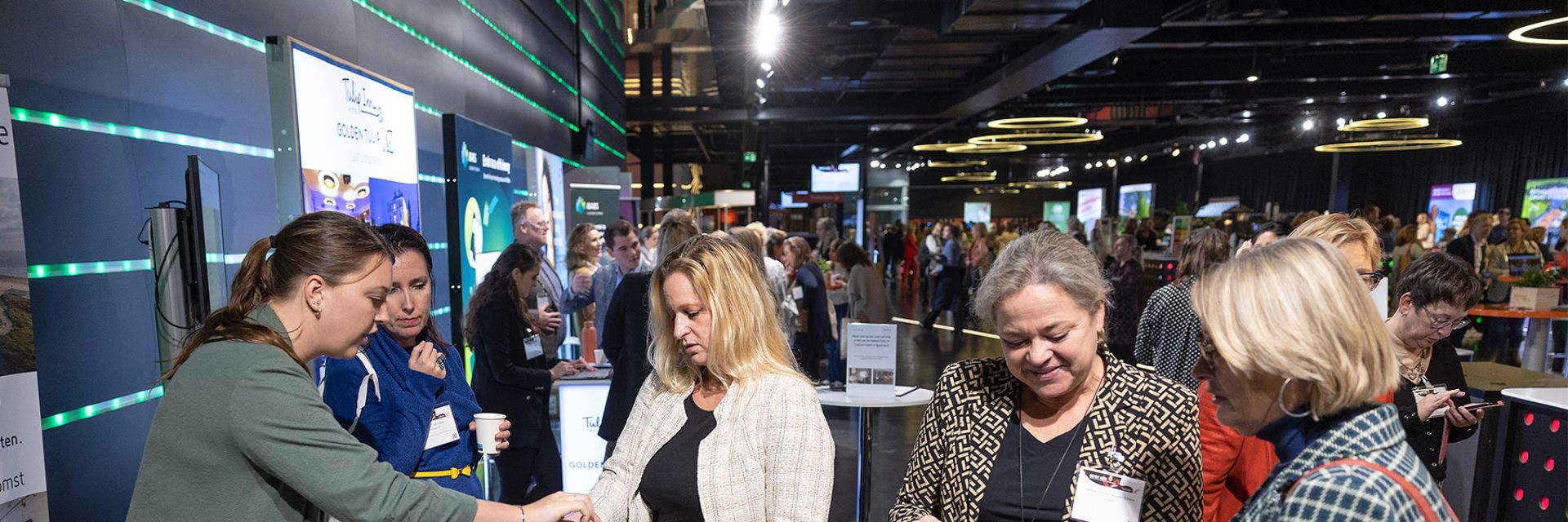 Header Management support beurs