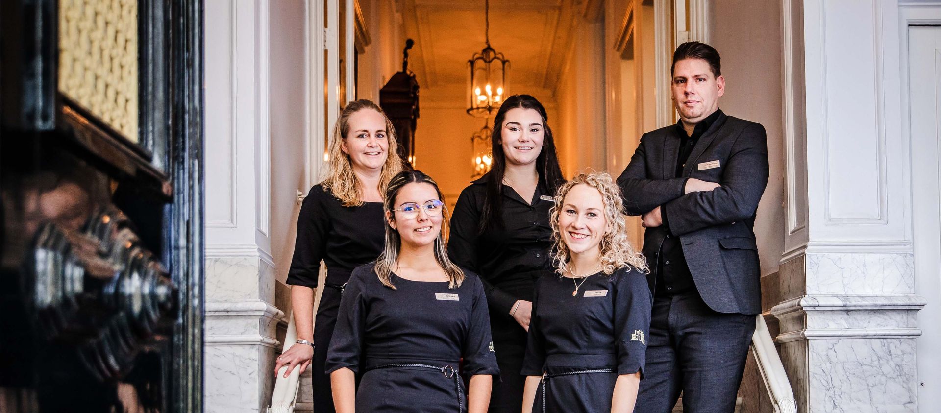 Headerfoto Front Office team