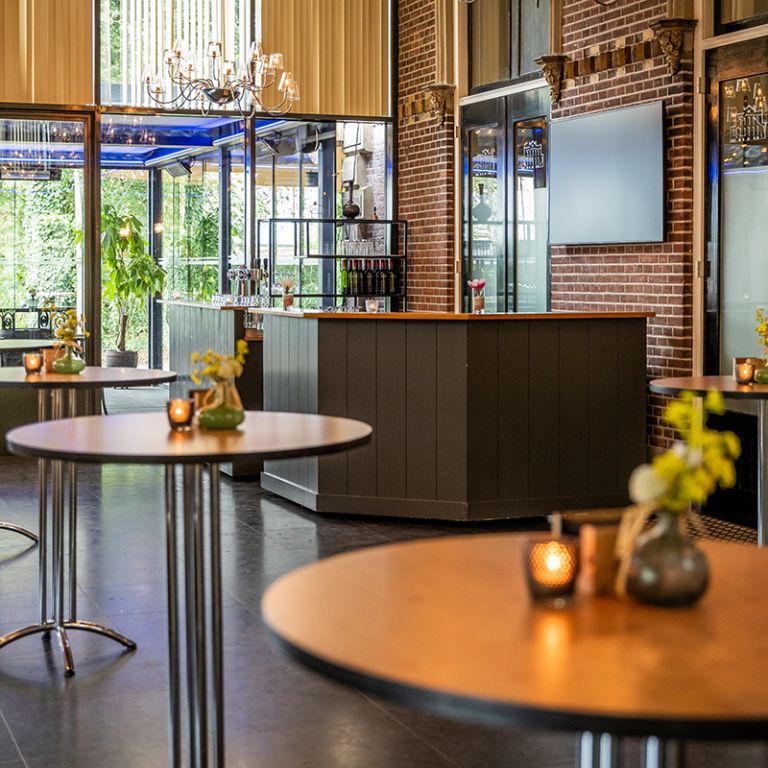 Impressie van de Tuinzaal, ruimte in Klein Vanenburg, de evenementenlocatie, centraal in het land en landelijk gelegen op het landgoed van Kasteel De Vanenburg in Putten
