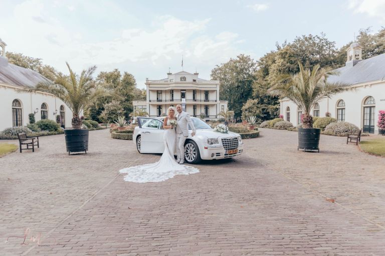 LM Weddings  00px