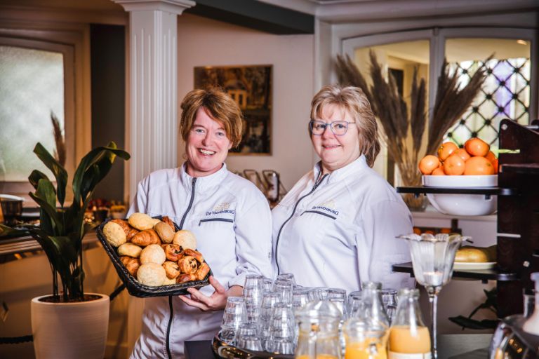 Ontbijtkoks Riny en Annie keuken Kasteel De Vanenburg Putten