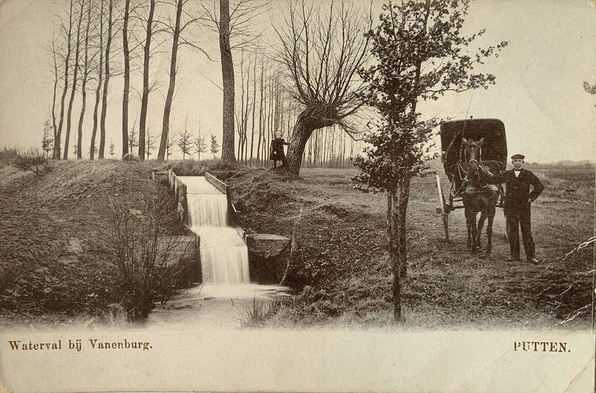 Oude ansichtkaart waterval bij Vanenburg