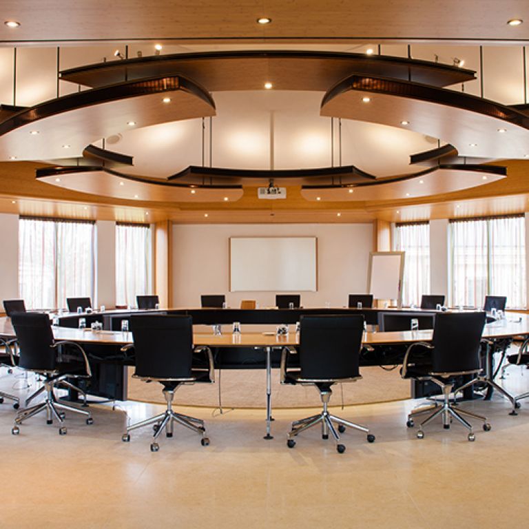 Vergaderzaal in boardroom opstelling Staetenzaal 0