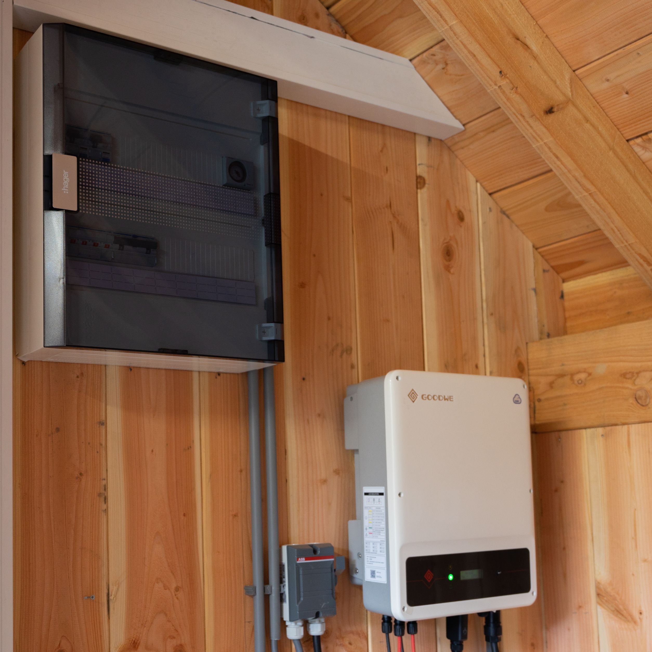 <h3>Installatie en beveiliging</h3>