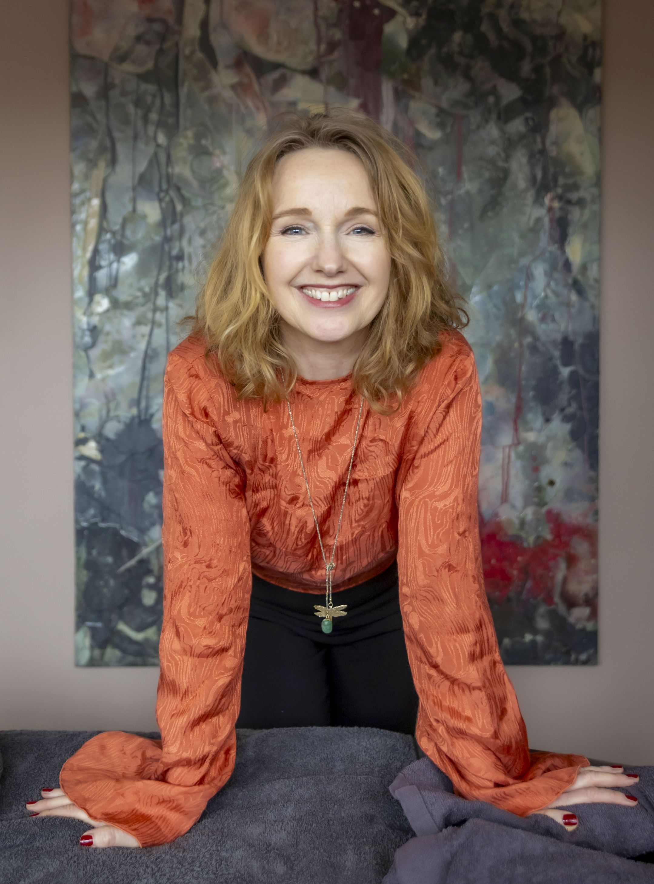 Karen provides therapy in the following languages: