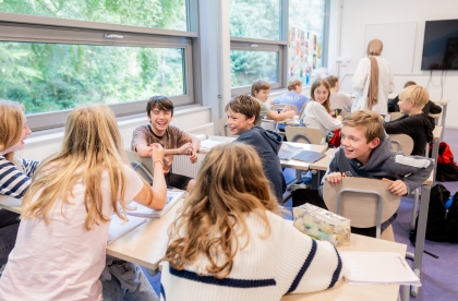 Decoratief. Leerlingen in een klaslokaal.