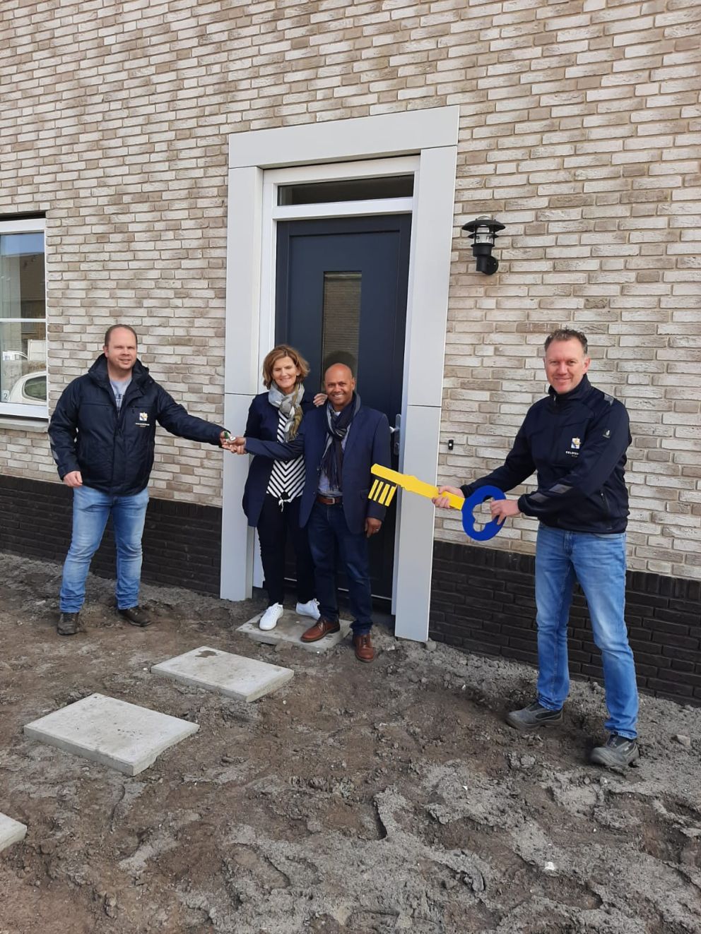 WhatsApp Image 0 0  at