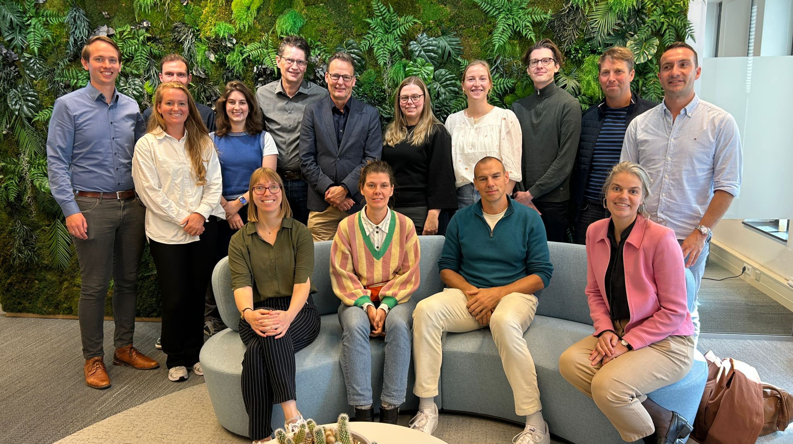 groep medewerkers van OCW bij Dunamare