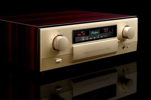 Accuphase