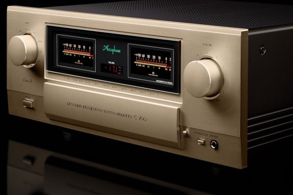 Accuphase E-700 versterker Klasse A AudioXperience