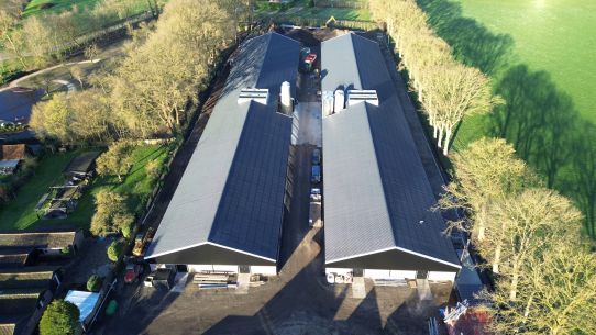 Kalverhouderij Appel, een moderne en innovatieve stal Elevage de veaux Appel