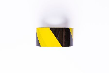 38301 Vloertape zwartgeel 1.jpg