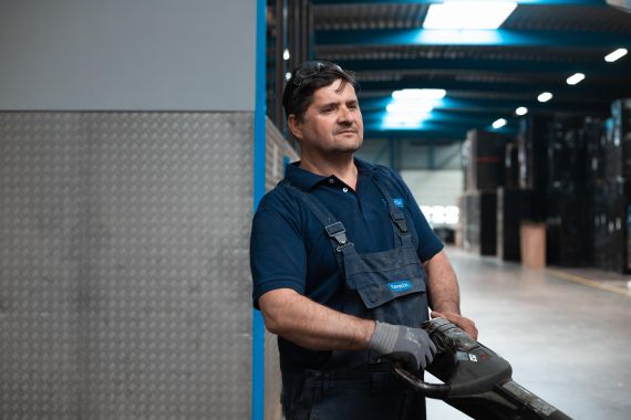 article-header article-cover