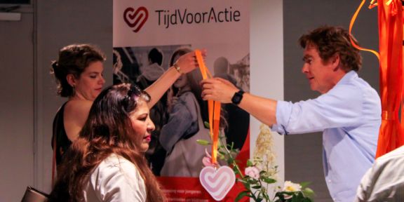 TijdVoorActie - Community van jongeren vrijwilligersnetwerken TijdVoorActie - Community van jongeren vrijwilligersnetwerken