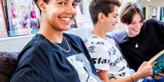 pexels-bruna-saito-1805843-2 Diploma Programme