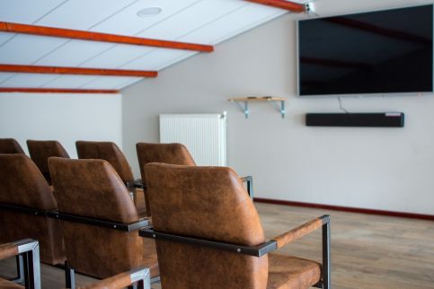 Ruimte voor presentatie, lezing of briefing.