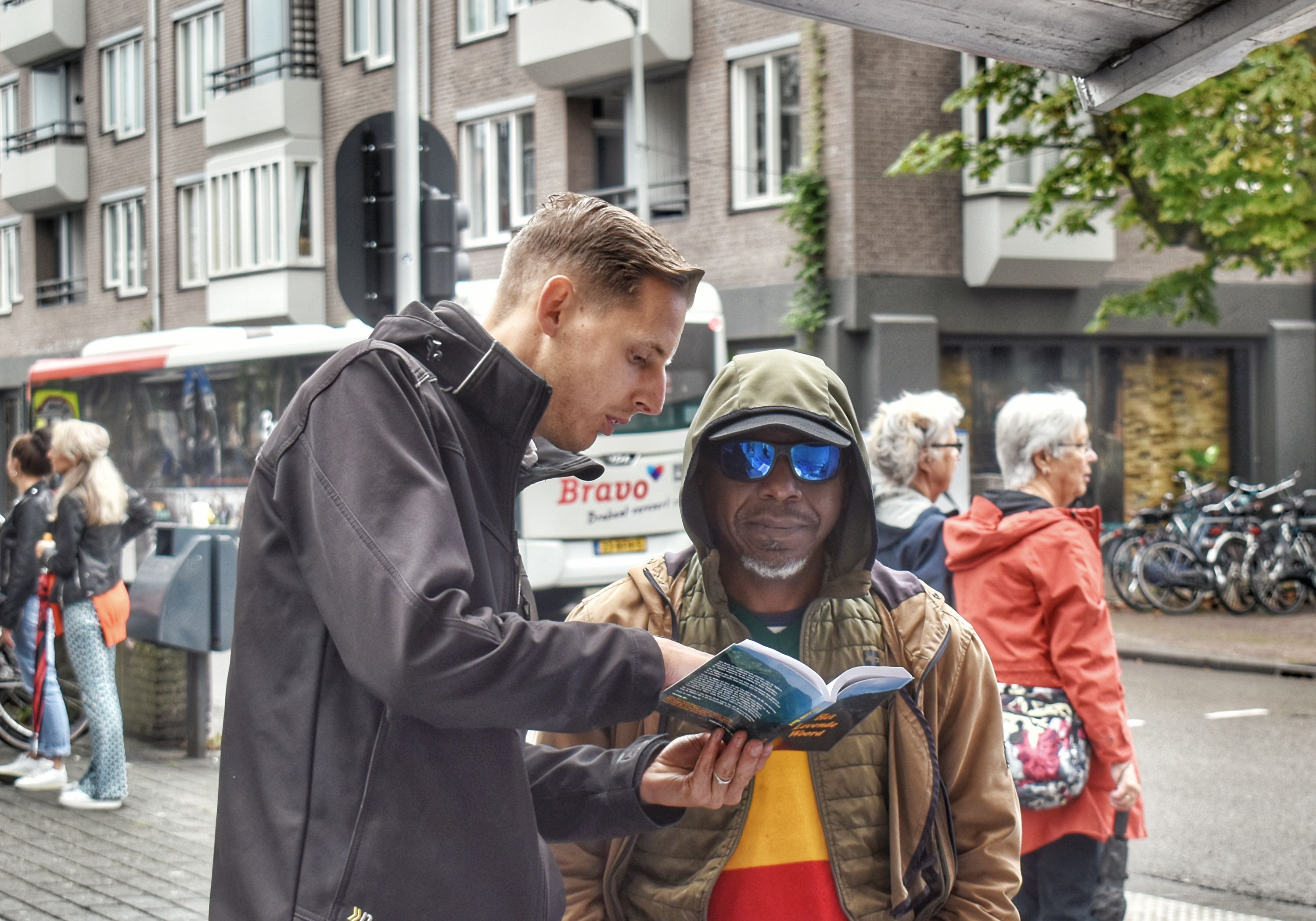 “Probeer eerst in verbinding te komen met de ander”