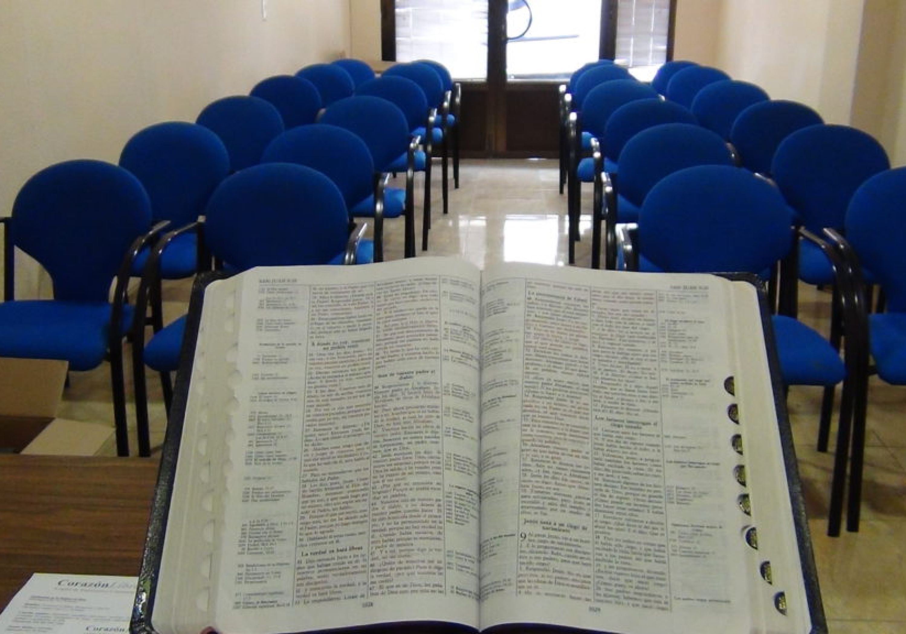 Start inloophuis Cuenca: God voorziet zelfs in stoelen