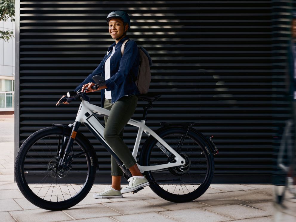 ST3 cool white sport outdoor.jpg