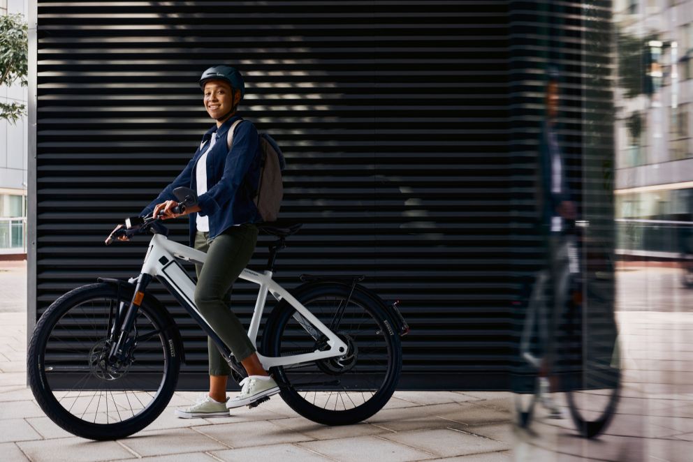 ST3 cool white sport outdoor.jpg