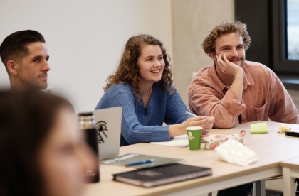 Docenten bij elkaar aan het praten
