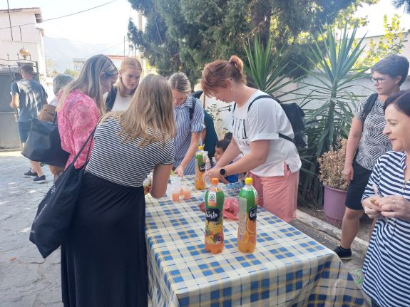 15.Drinken na de dienst