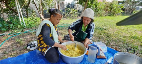 2022nov_thailand_experience_vrouwen_koken