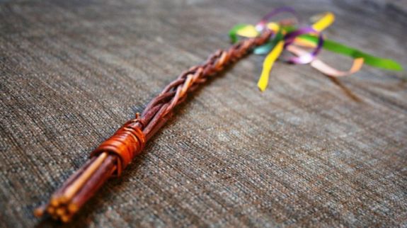 20230406 - Pomlázka © milujivelikonoce.cz