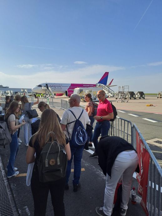 4.Aankomst op vliegveld