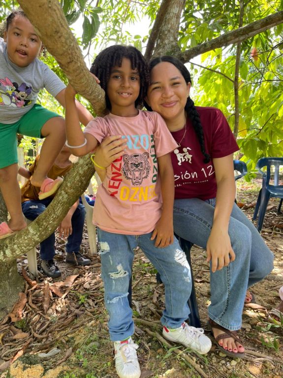 Eliana tijdens kinderprogramma 1