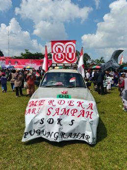 Henriëtte Nieuwenhuis - Bevrijd van afval  Henriëtte Nieuwenhuis - Bevrijd van afval