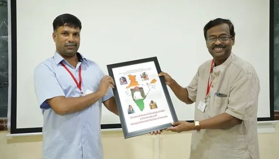 India-Newbegin-directeur CRFI