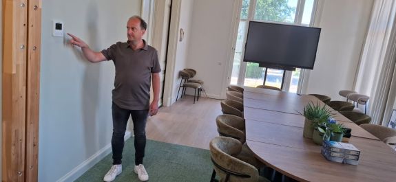 Arjen Lok Lok 10