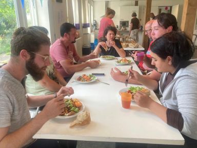 Ondersteboven in Nieuwegein - Foto 2