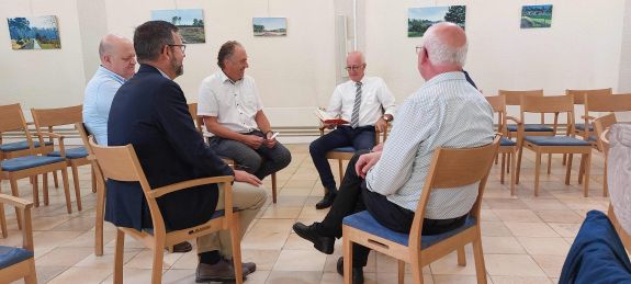 Predikantenochtend kringgesprek Predikantenochtend kringgesprek sfeerfoto