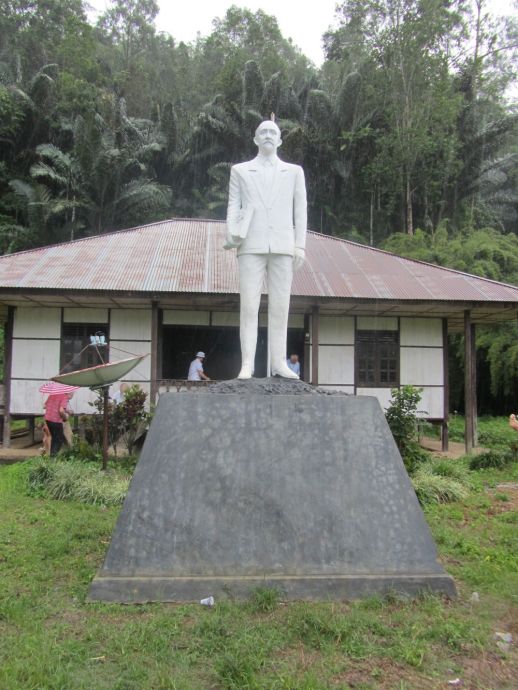 Standbeeld-loosdrecht