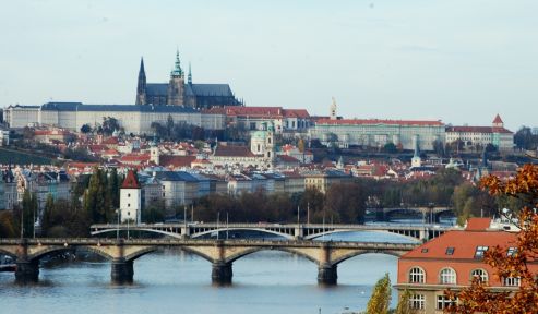 Uitzicht over Praag - stadsfoto tsjechië