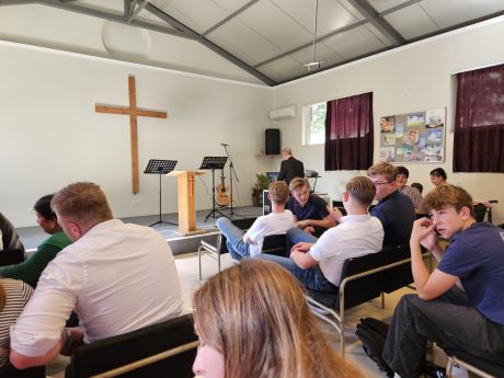 WhatsApp Image 2025-10-19 at 22.20.00