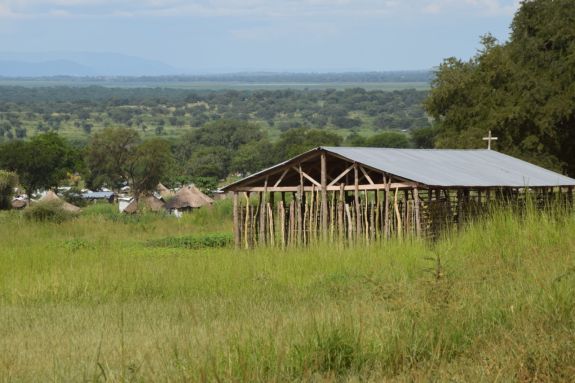 ZuidSoedan_kerk_vluchtelingenkamp ZuidSoedan_kerk_vluchtelingenkamp