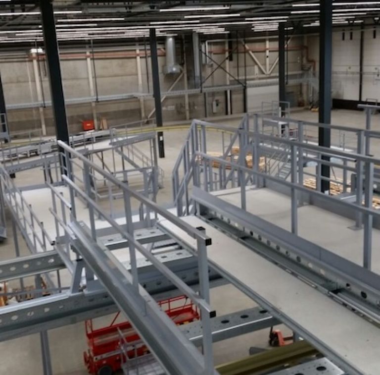 Maatwerk mezzanine KS Systems Maatwerk mezzanine logistiek centrum