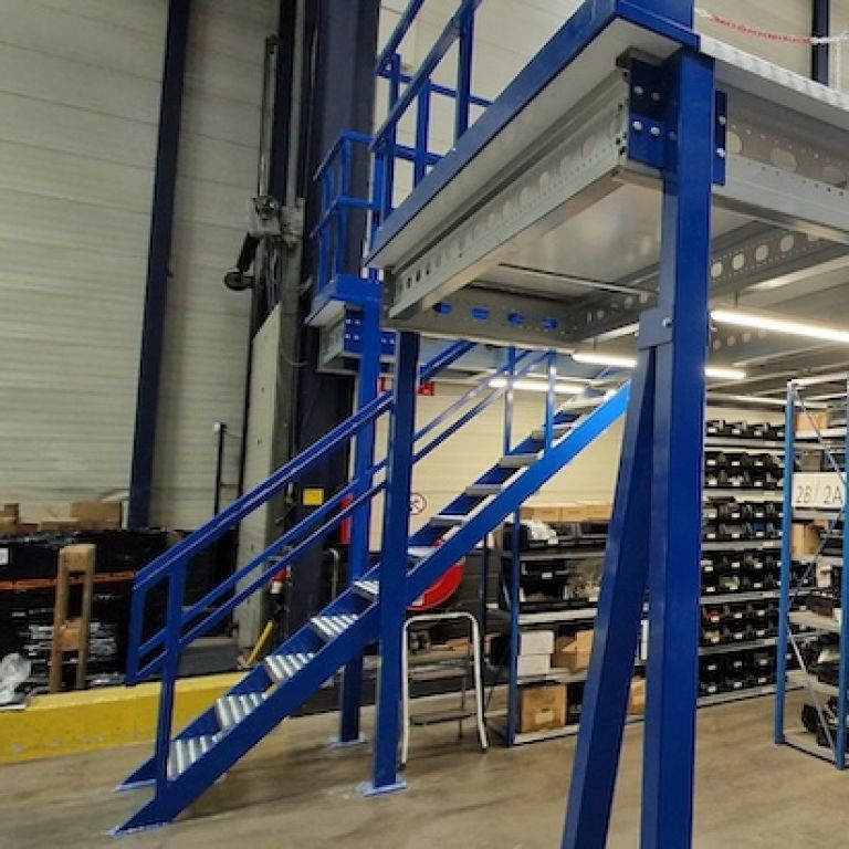 Mezzanine trap Mezzanine trap